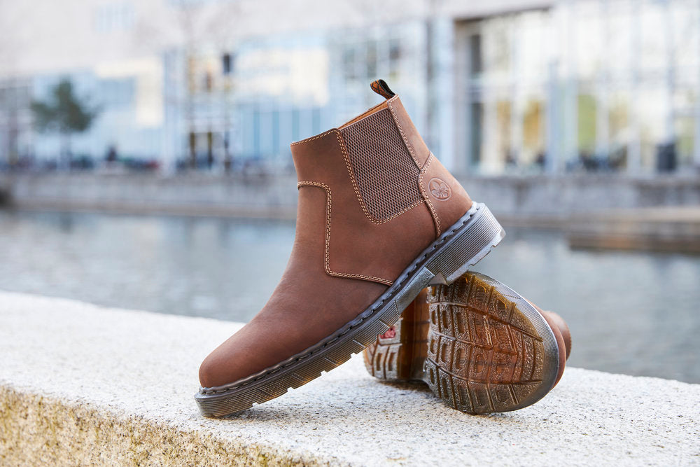 How To Clean Synthetic Shoes - The Complete Guide by Rieker
