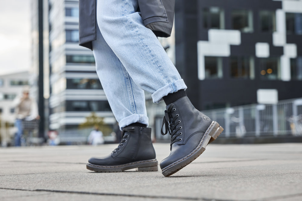 How to wear ankle boots with jeans - Rieker Blog