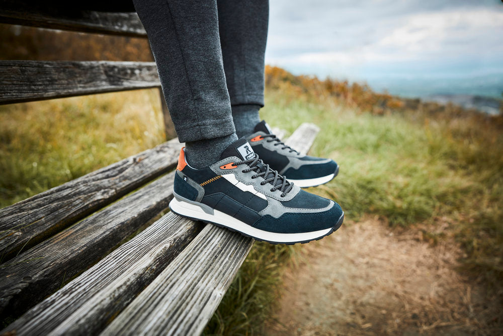 The Best Shoes For Dog Walking - A Rieker Guide