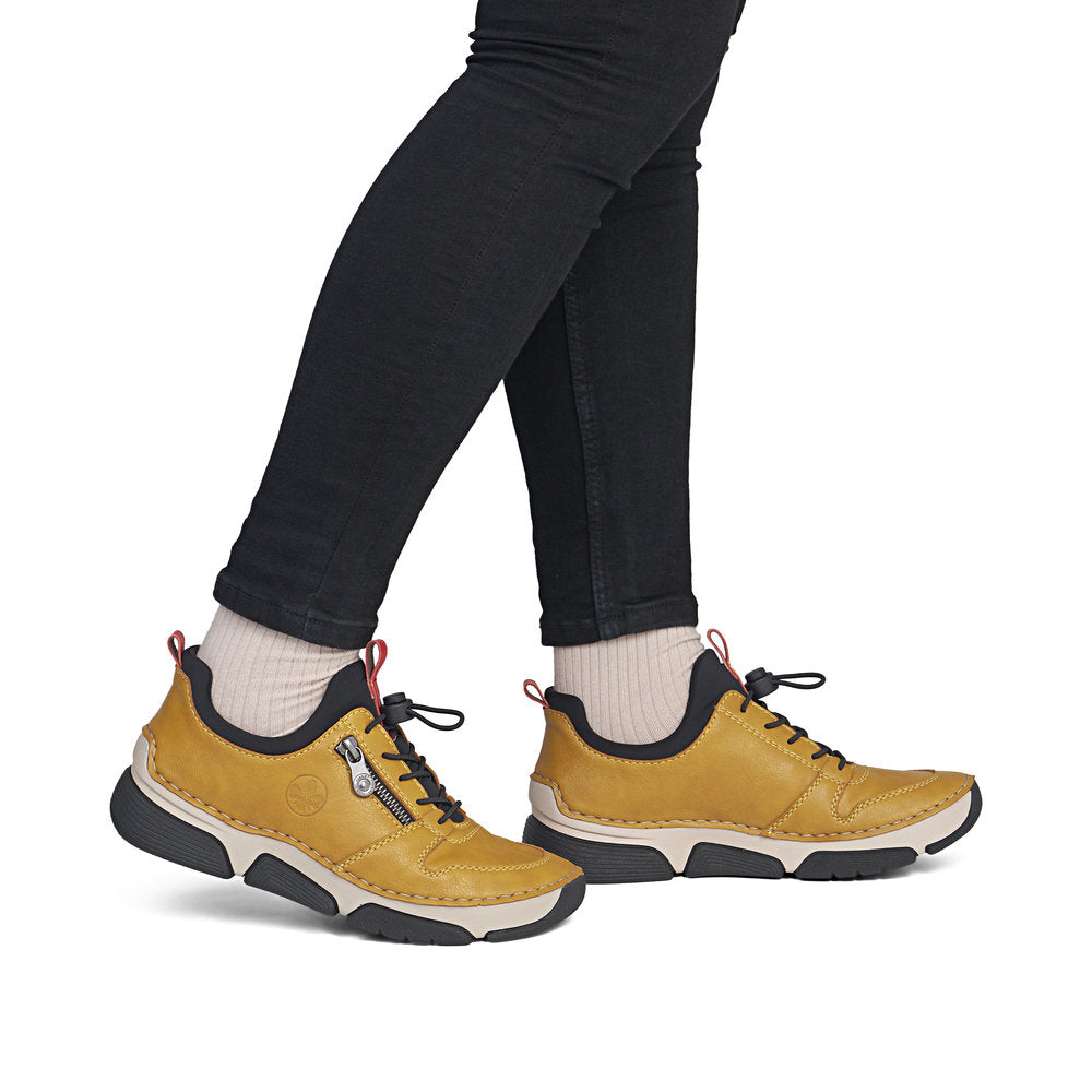 Women's Slip-on - Yellow | 45951-68