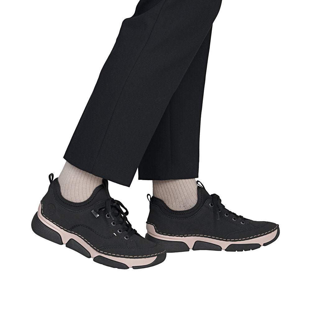 Women's Slip-on - Black | 45976-00