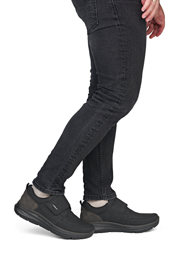 Men's Slip-on - Black | B1854-00