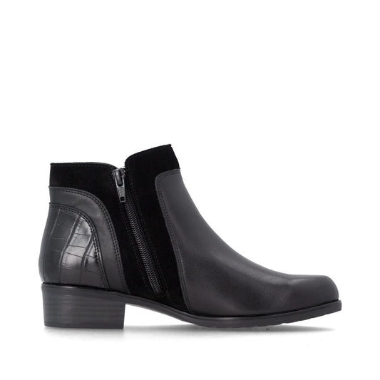Women's Ankle Boot - Black | D6893-02