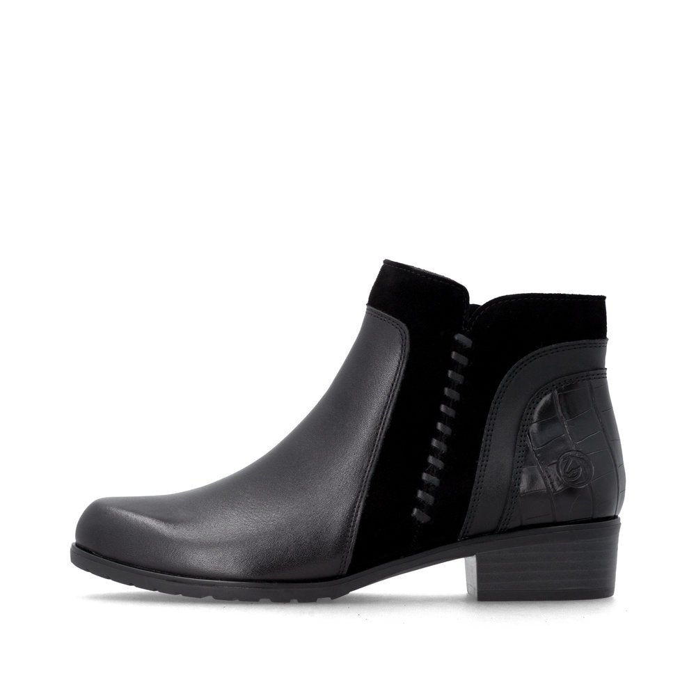Women's Ankle Boot - Black | D6893-02