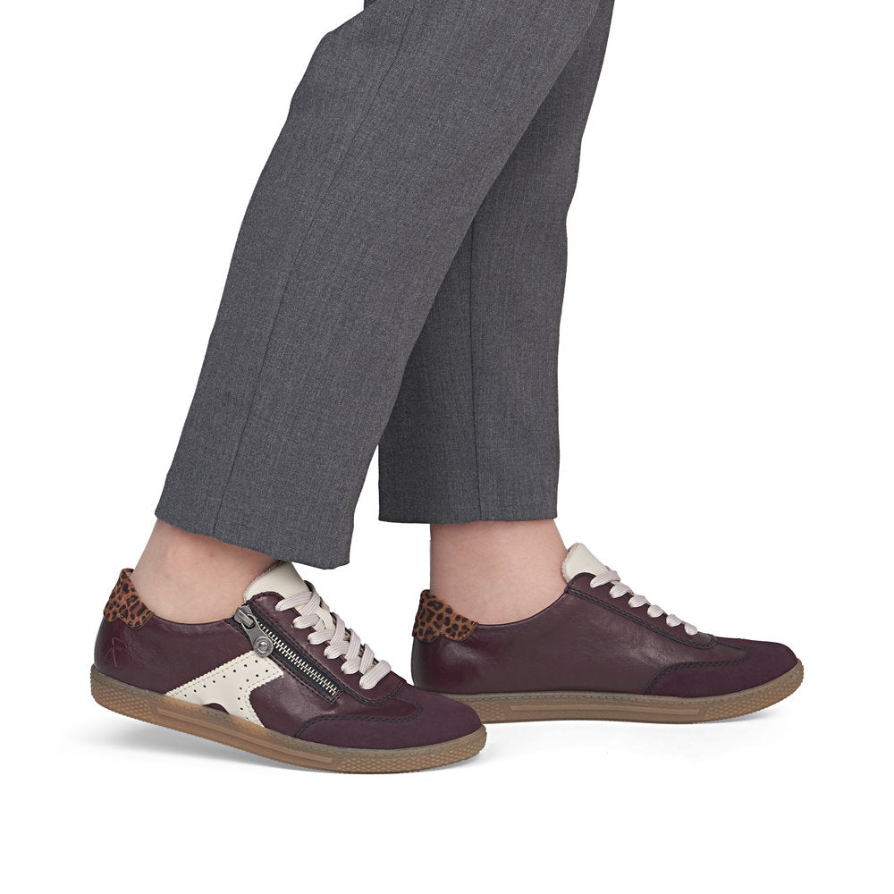 Women's Trainer - Red | L9700-30