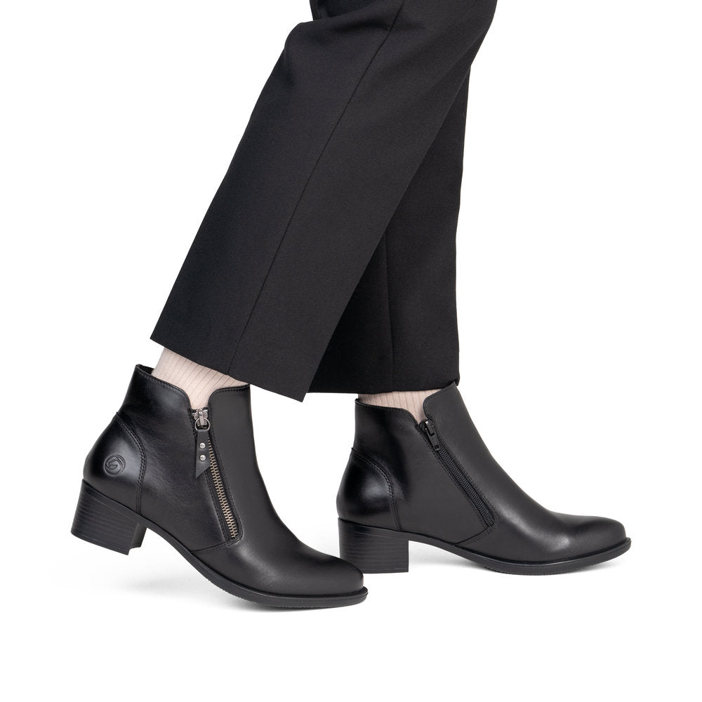 Women's Ankle Boot - Black | R5190-00