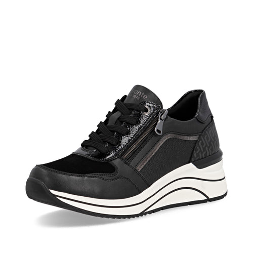 Stringata da donna con suola track